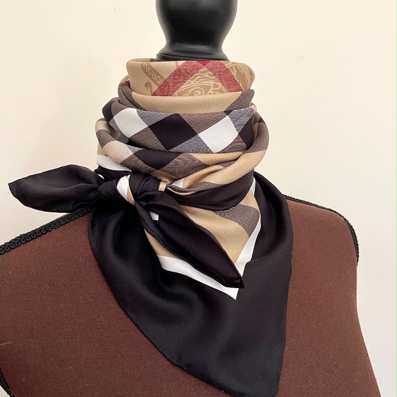 Display # 1 Burberry Scarf Classic Beige Check Black Border Silk Wrap - Picture 12 of 15